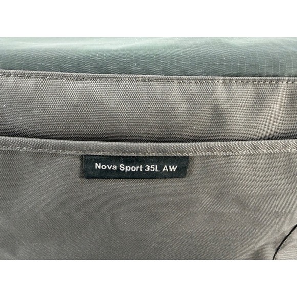 Lowepro Nova Sport 35L AW Camera Messenger Bag Gray Laptop Sleeve Padded Insert - Picture 3 of 9